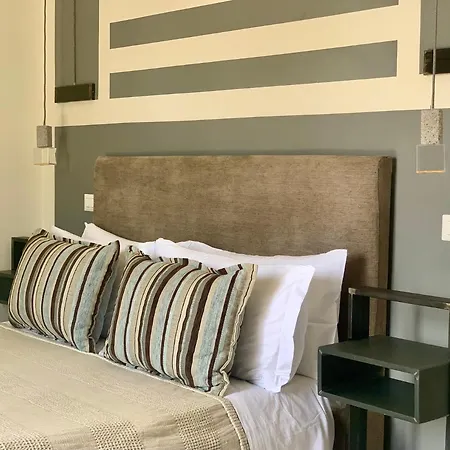 Habitare & Salento ليتشي